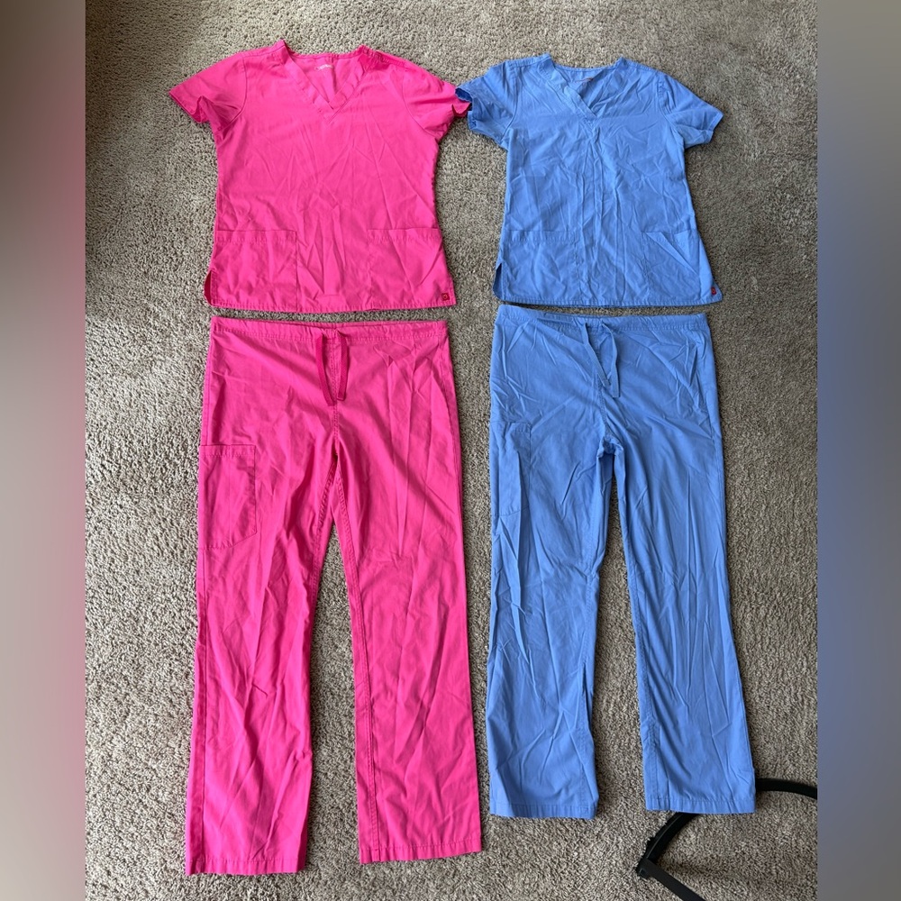 Scrub set bundle - Picture 5 of 6